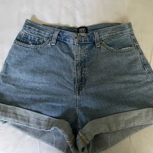 BDG Mom High Rise Shorts